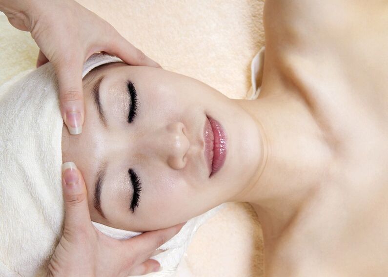 massaaž naha pinguldamiseks ja noorendamiseks